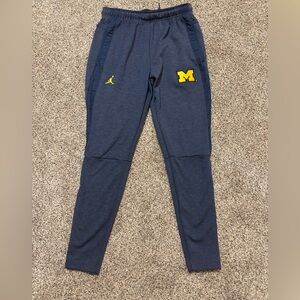 Nike Jordan UofM Wolverines Navy Performance Activewear Sweatpants Men’s Small